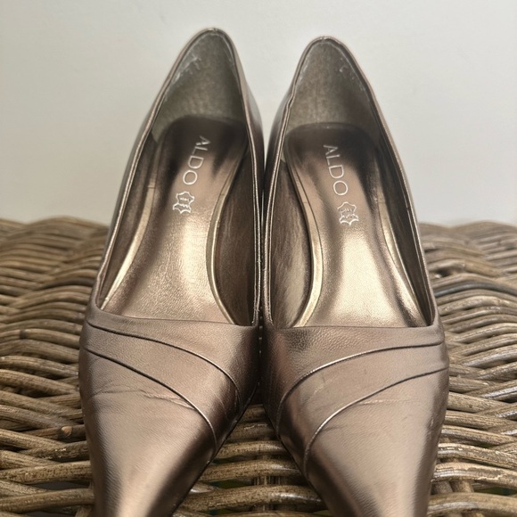 Aldo Shiny Bronze Heels - Picture 3 of 7